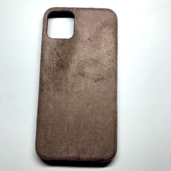 iPhone 11 Pro Max Cute Suede Soft Fuzzy - Picture 4 of 9